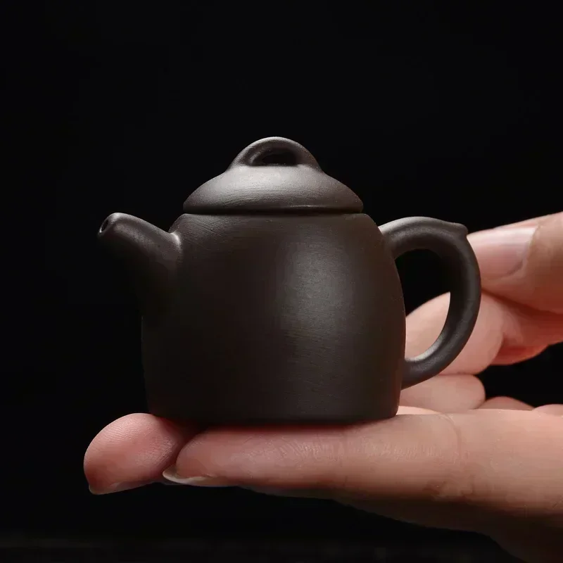 Miniaturowy emaliowany czajniczek ceramiczny na palec – Tea Pet Niebieski