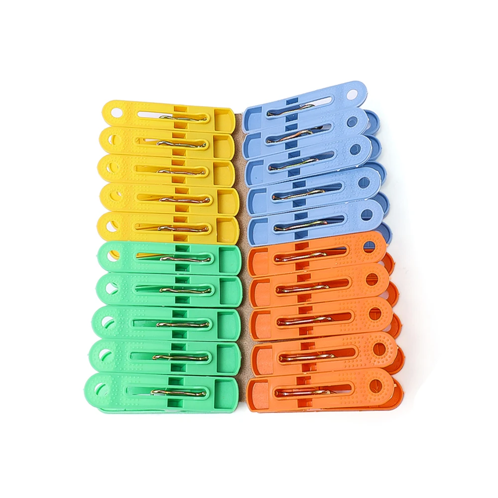 Plastikowe spinacze do bielizny — klipsy do zawieszania ubrań i zdjęć Różowy