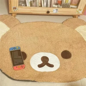 Pluszowy dywanik z niedźwiedziem Rilakkuma — miękka mata do sypialni Beżowy