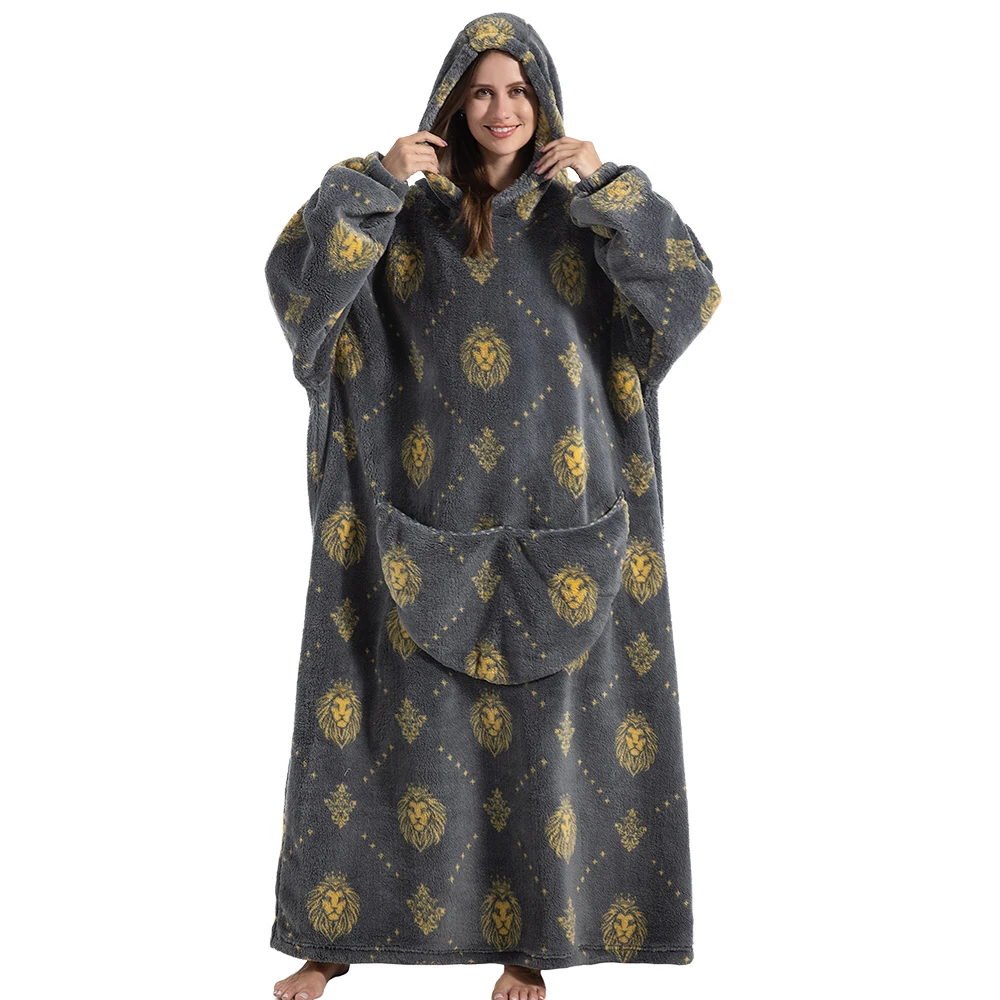 Pluszowy koc z kapturem oversize — ciepły, przenośny, na zimowe wieczory Fioletowy/фиолетовый