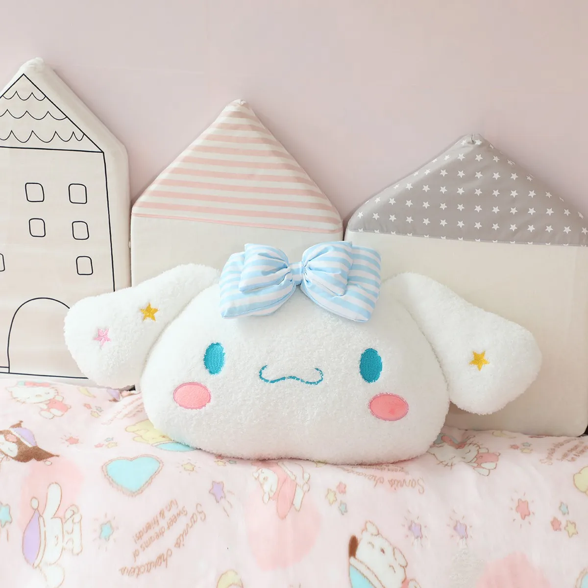 Poduszka pluszowa kot Kuromi My Melody Biały