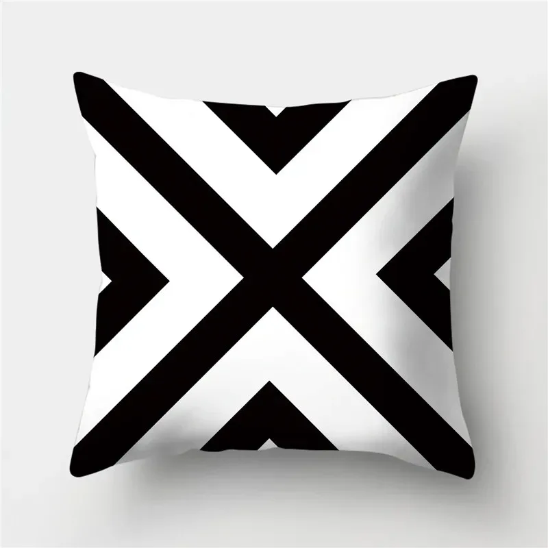 Poszewka na poduszkę w geometryczne wzory 45x45 cm Fioletowy/фиолетовый