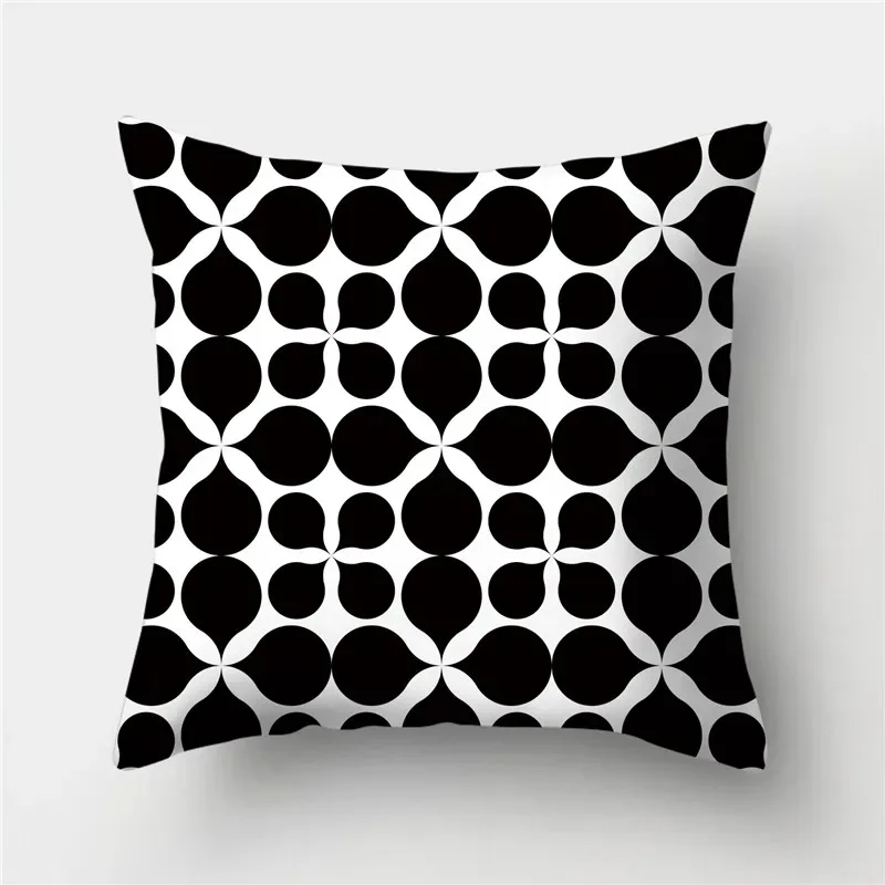 Poszewka na poduszkę w geometryczne wzory 45x45 cm żółty
