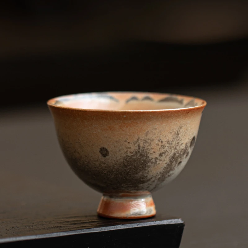 Ręcznie robiona ceramiczna filiżanka do herbaty Shino — styl Kung Fu śliwka