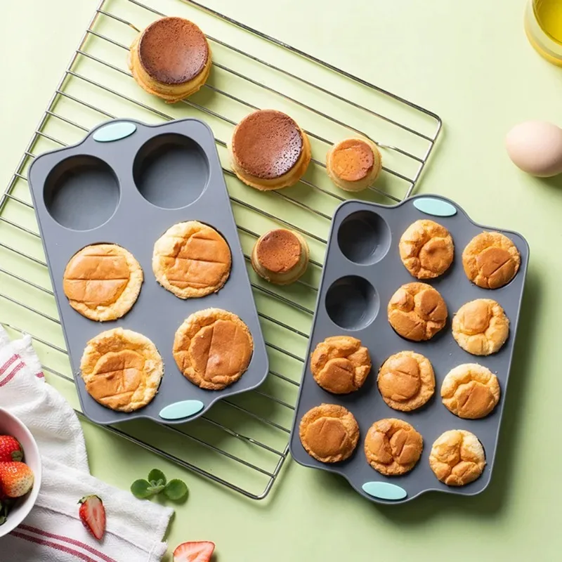 Silikonowa forma do muffinek na 6 lub 12 babeczek Khaki