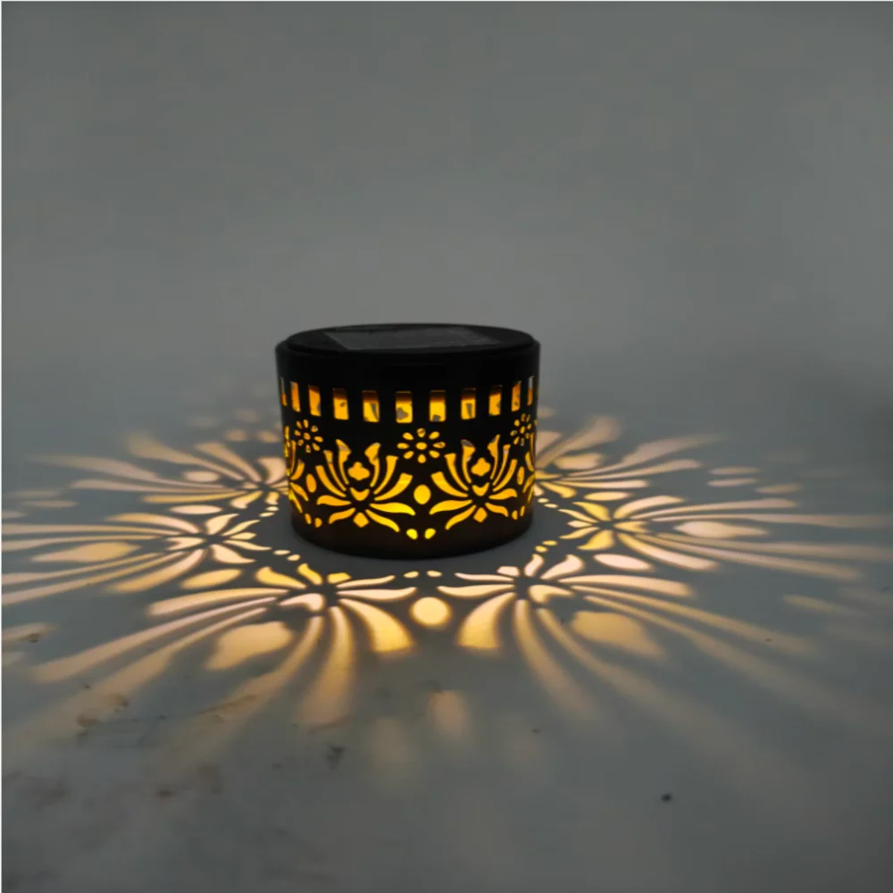 Solarna lampa ścienna LED do ogrodu z żelaza żółty