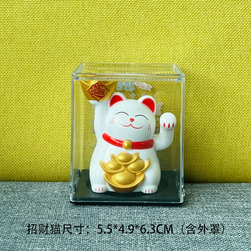 Solarny Maneki Neko - machający kot na szczęście śliwka