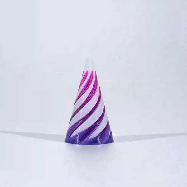 Spiralna piramida 3D — dekoracyjna rzeźba drukowana Czekolada