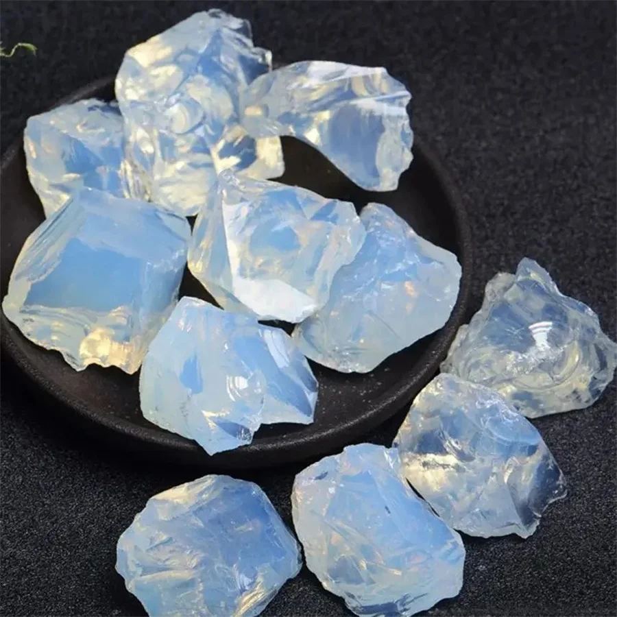 Surowy kryształ kwarcu - okaz mineralny Wielokolorowy