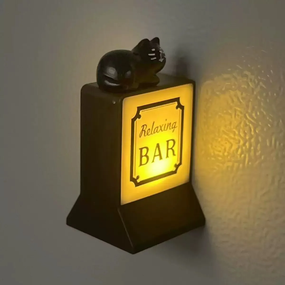 Świecący magnes na lodówkę retro coffee corner miniatura Fioletowy