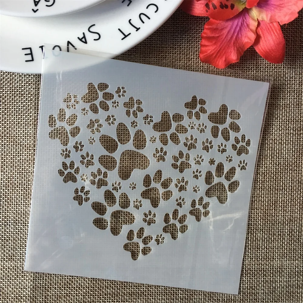 Szablon łapka psa i kota 15 cm do malowania i scrapbookingu Srebrny