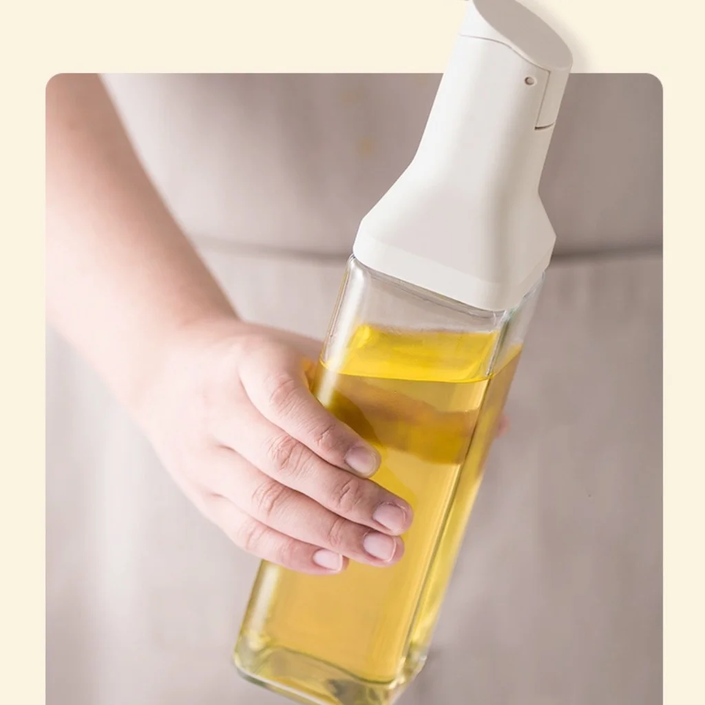 Szklana butelka na oliwę i ocet 500 ml z dozownikiem Biały .