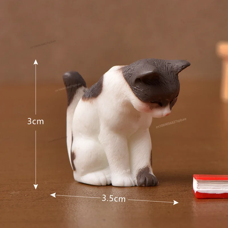 Żywiczna figurka kota – miniaturowa ozdoba do bajkowego ogrodu Jasny